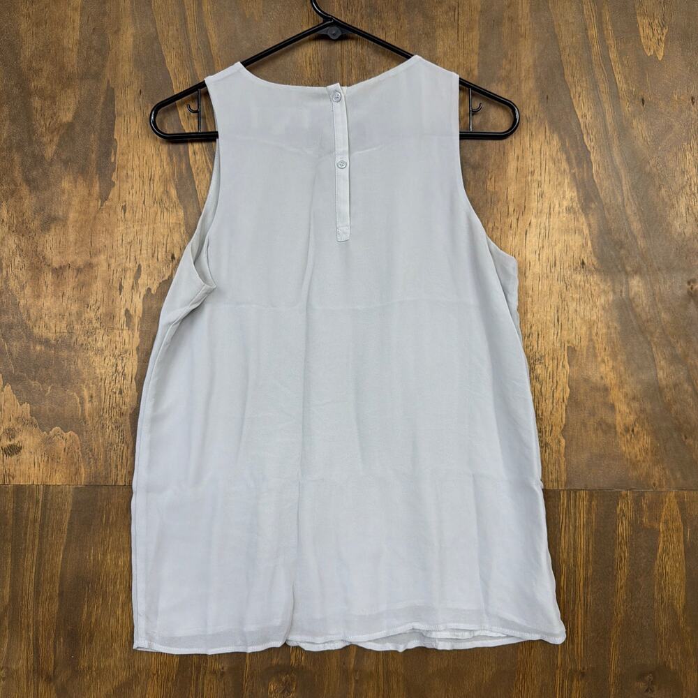 Ann Taylor LOFT Womens Blouse Gray Blue Ruffle Front Sleeveless Lined Small - Picture 8 of 9